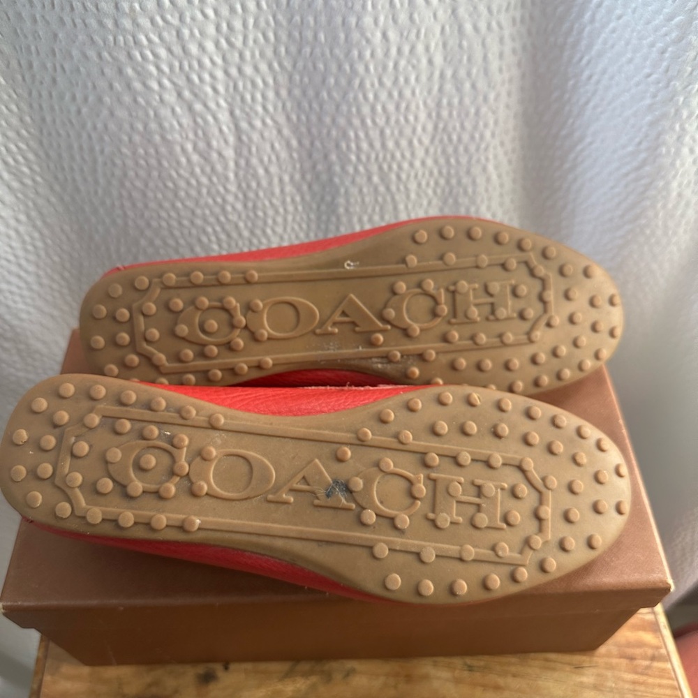 Coach “Fredrica” Red pebble leather loafer Size 7 - Picture 9 of 10